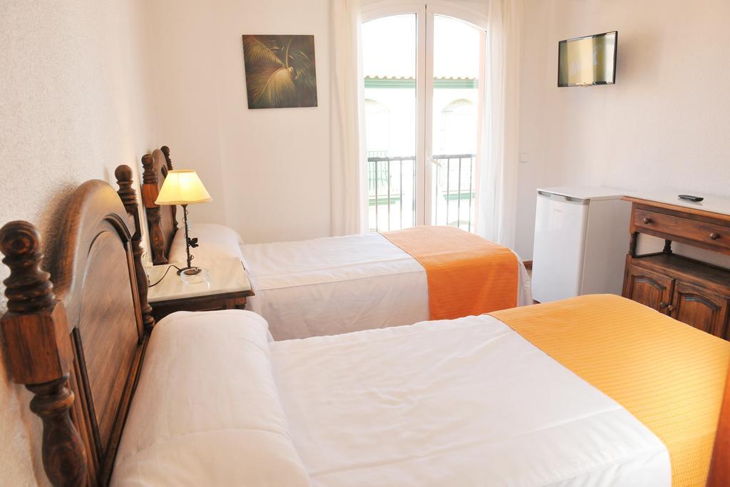 Hostal Puerto เลเป ห้อง รูปภาพ